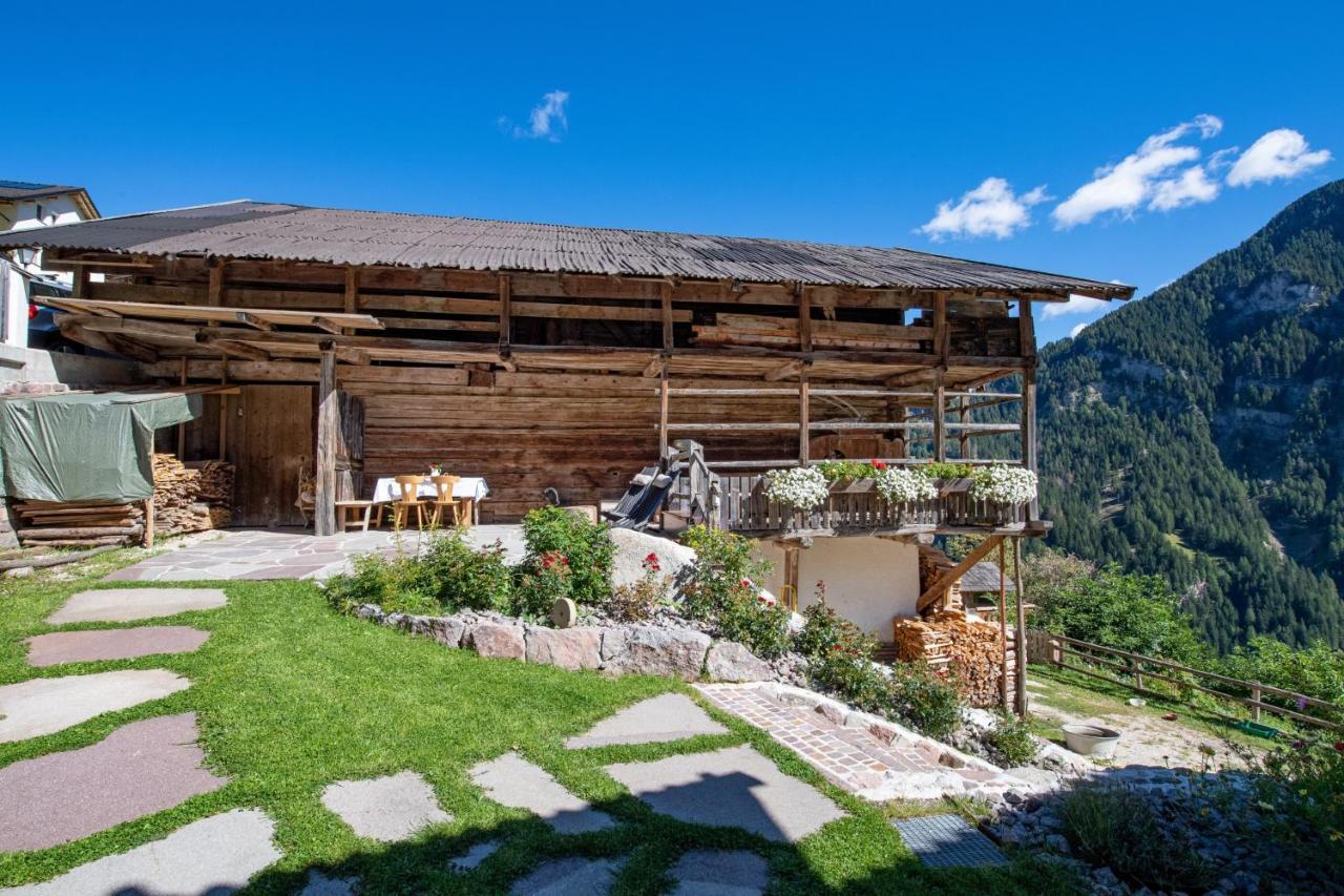 Agriturismo Apartments Tuene Ortisei Exteriör bild