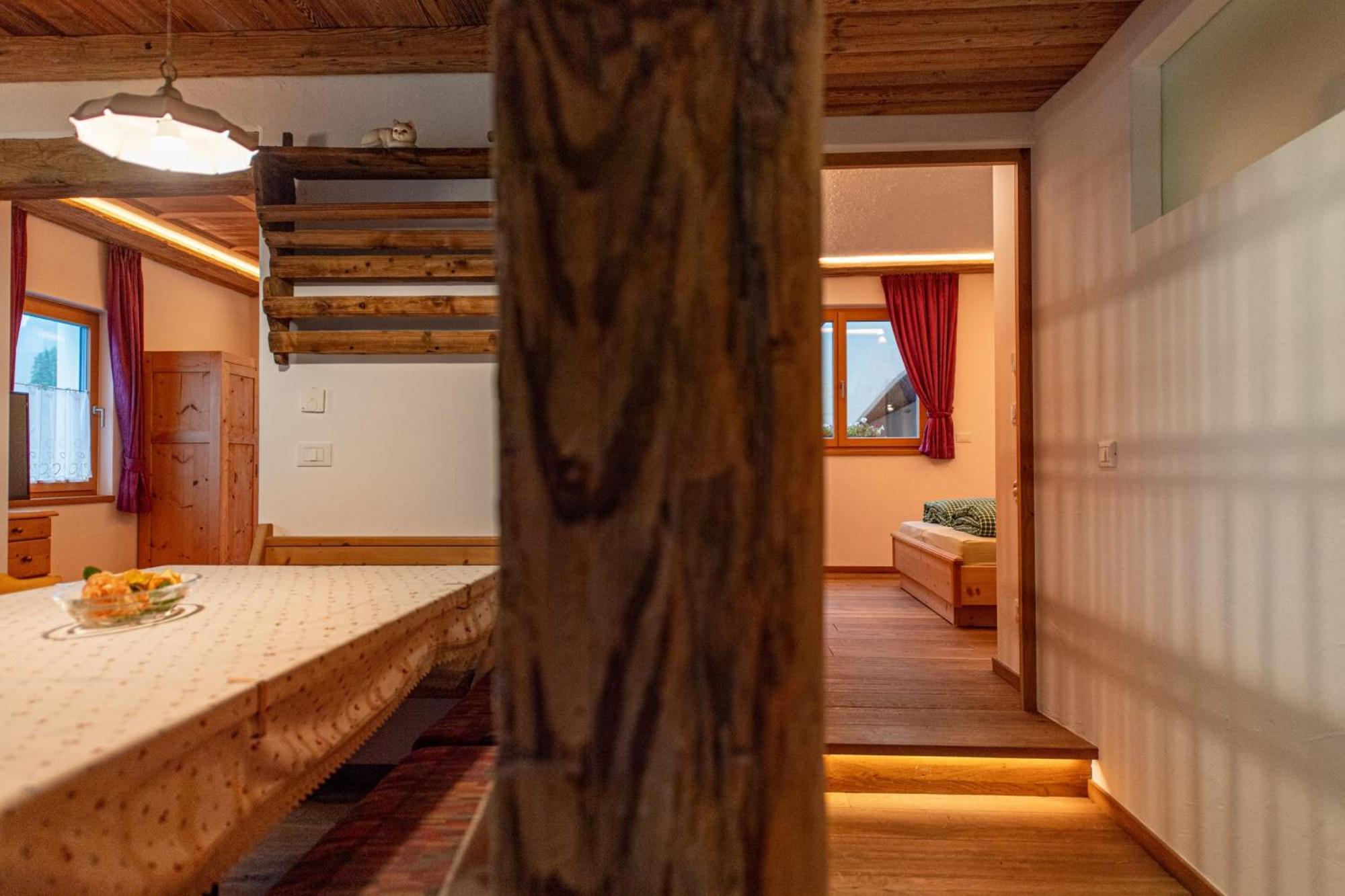 Agriturismo Apartments Tuene Ortisei Exteriör bild